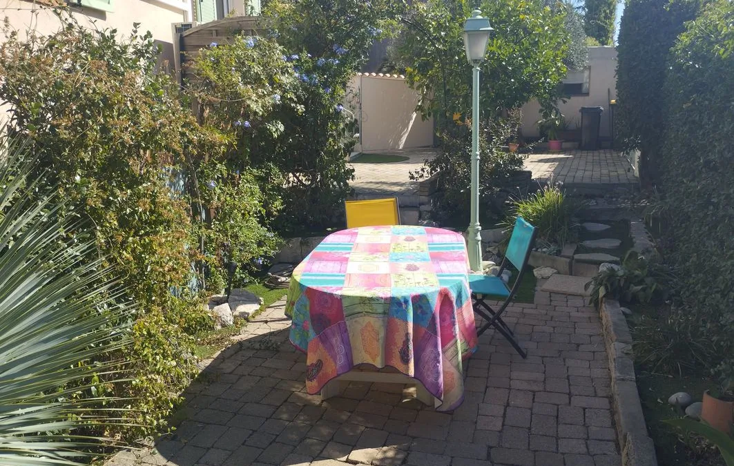 Photo 3