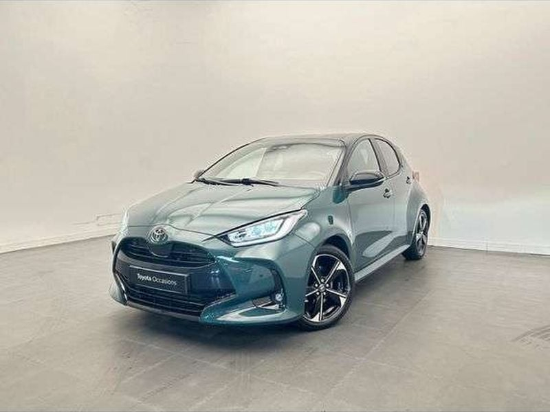 Toyota YARIS Toyota Yaris 130H COLLECTION Pack Tech — photo 1