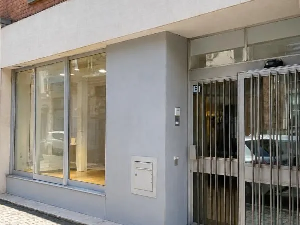 Local commercial 66 m²