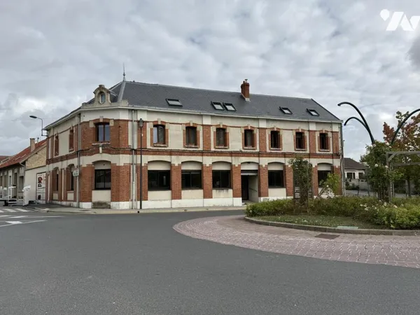 Local d'activités 216 m²