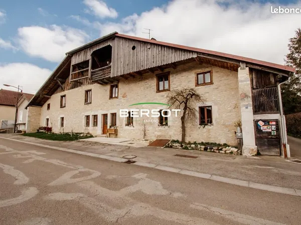 Ferme 12 pièces 250 m²