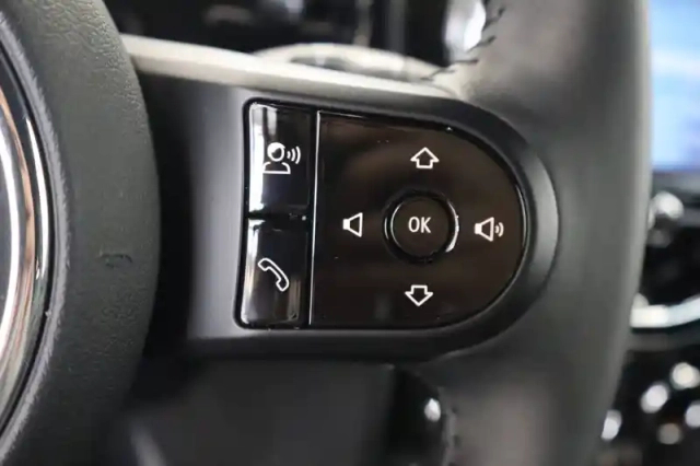 Mini Mini hatch 3 portes cooper 136 ch dkg7 — photo 19