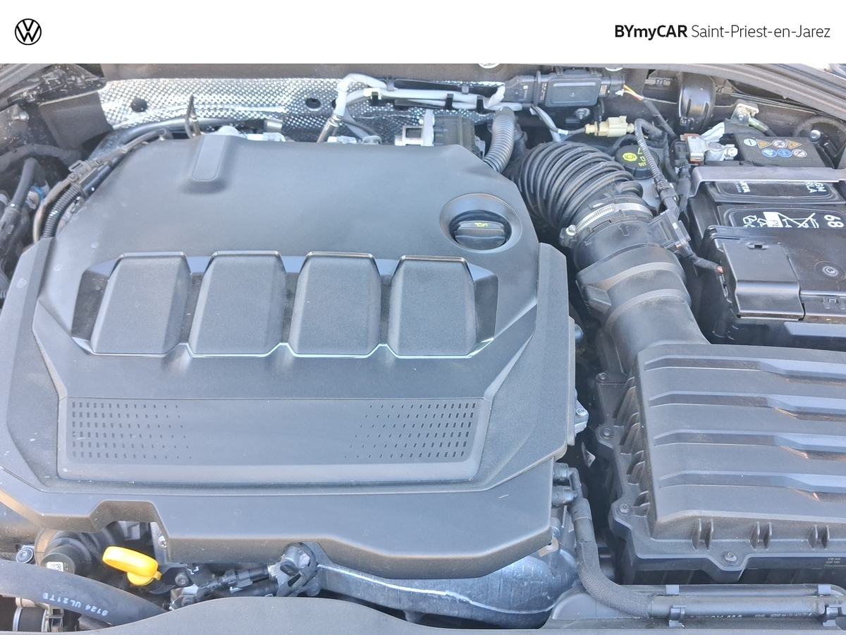 Volkswagen Golf 2.0 TDI 150 DSG7 — photo 17
