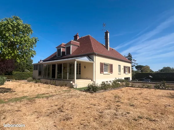 Maison 7 pièces 202 m²