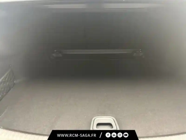 Mercedes Classe C berline 220 d amg line be — photo 10