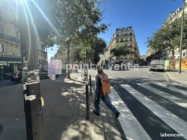 Pharmacie 80 m²