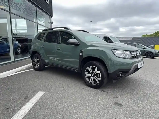 Dacia Duster eco-g 100 4x2 — photo 18
