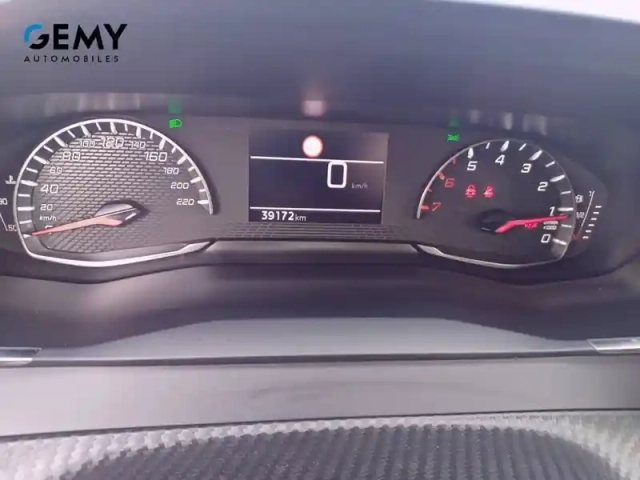 Peugeot 208 puretech 100 s&amp;s bvm6 — photo 19