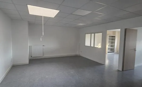 BUREAUX A LOUER Beaucouzé
