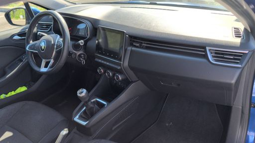 Renault Clio 1.0 TCe 100 - Zen – 2019 – 103769 km – Essence – Boîte Manuelle — photo 30