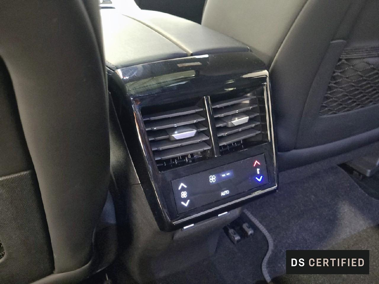 Ds Ds 7 crossback bluehdi 130 eat8 etoile — photo 24