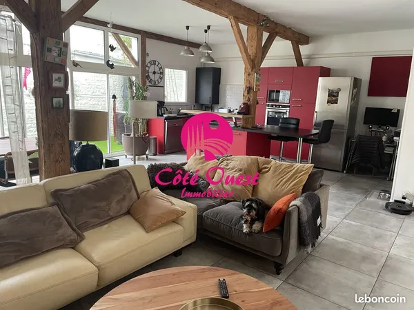 Maison 6 pièces 250 m²