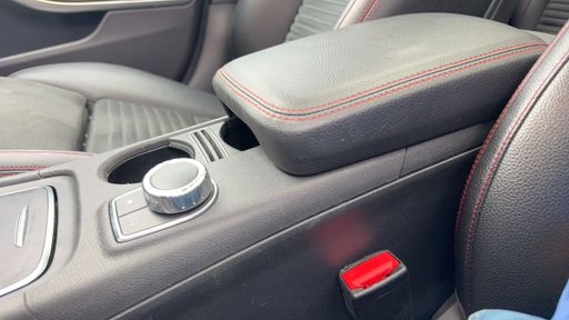 Mercedes Classe A 2.0 220 184 4Matic 7G-DCT - Inspiration – 2016 – 163477 km – Essence – Boîte Automatique — photo 19