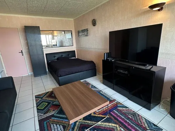 Appartement 1 pièce 14 m²