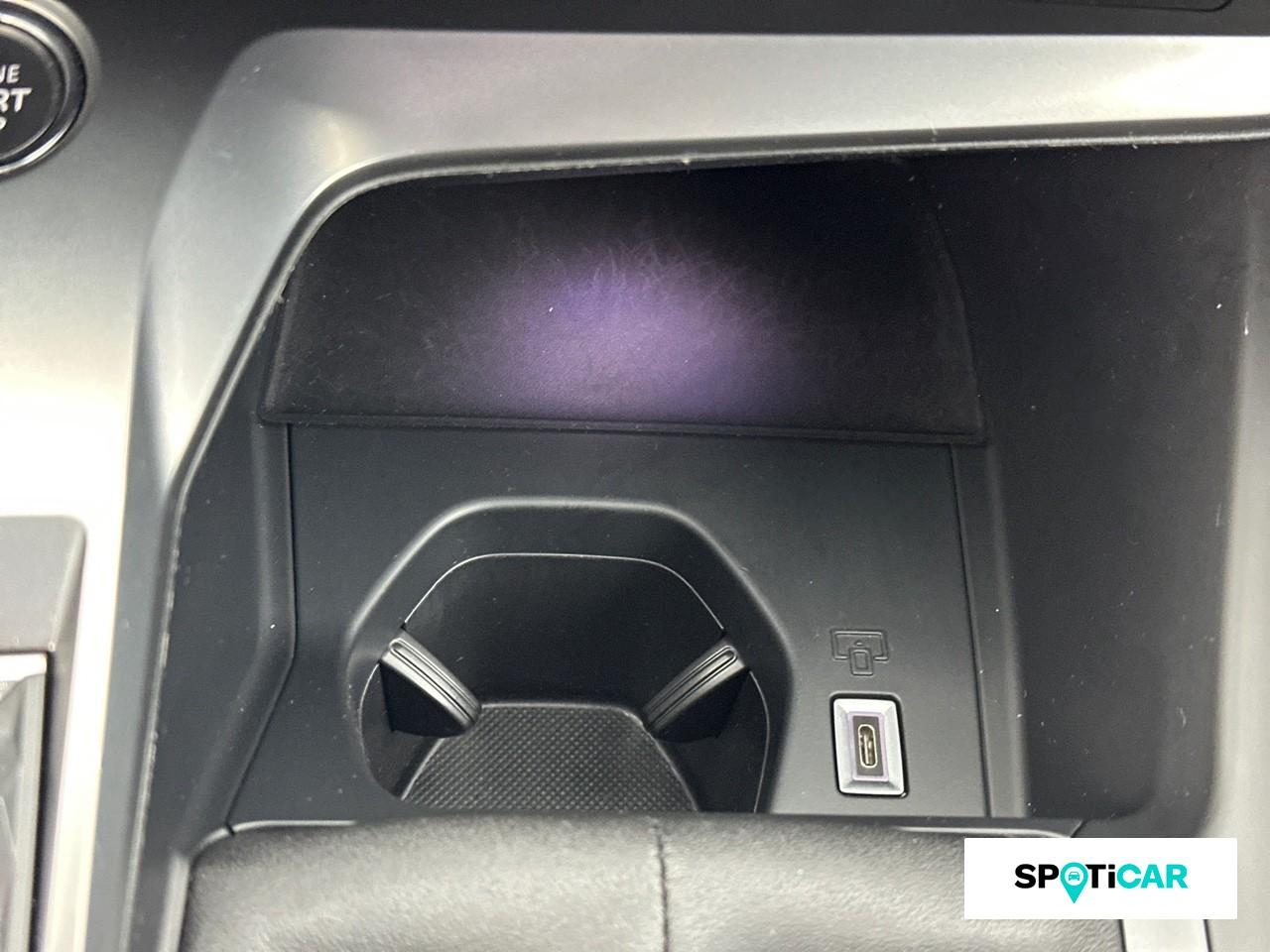 Peugeot 308 1.2 puretech 130ch s&s allure — photo 17
