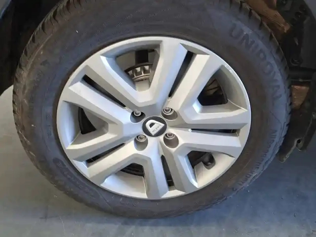 Dacia Sandero tce 90 — photo 13