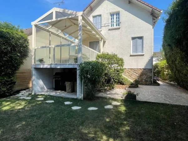Maison 4 pièces 135 m²