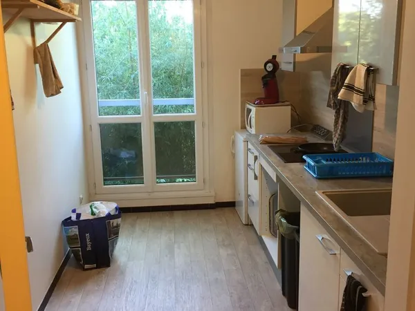 A louer appartement 65 m² avec place de parking souterrain et cave