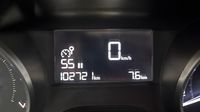 Peugeot 208 1.2 PureTech 82ch E6.c Signature 5p — photo 9