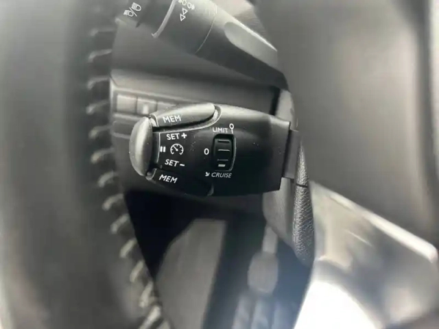 Peugeot 308 bluehdi 100ch s&amp;s bvm6 — photo 41