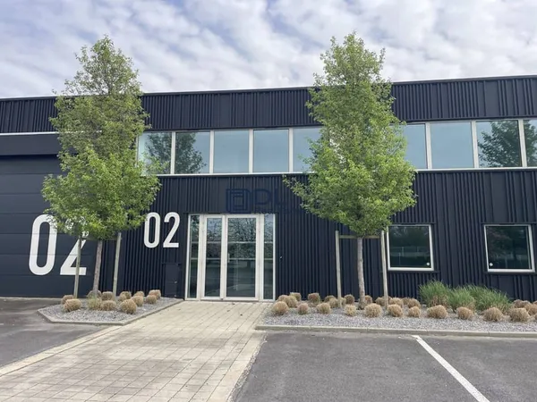 Entrepôt 1121 m²