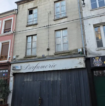 Maison 1 pièce 107 m²