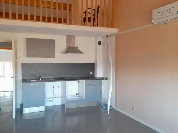 Appartement 2 pièces 81 m²