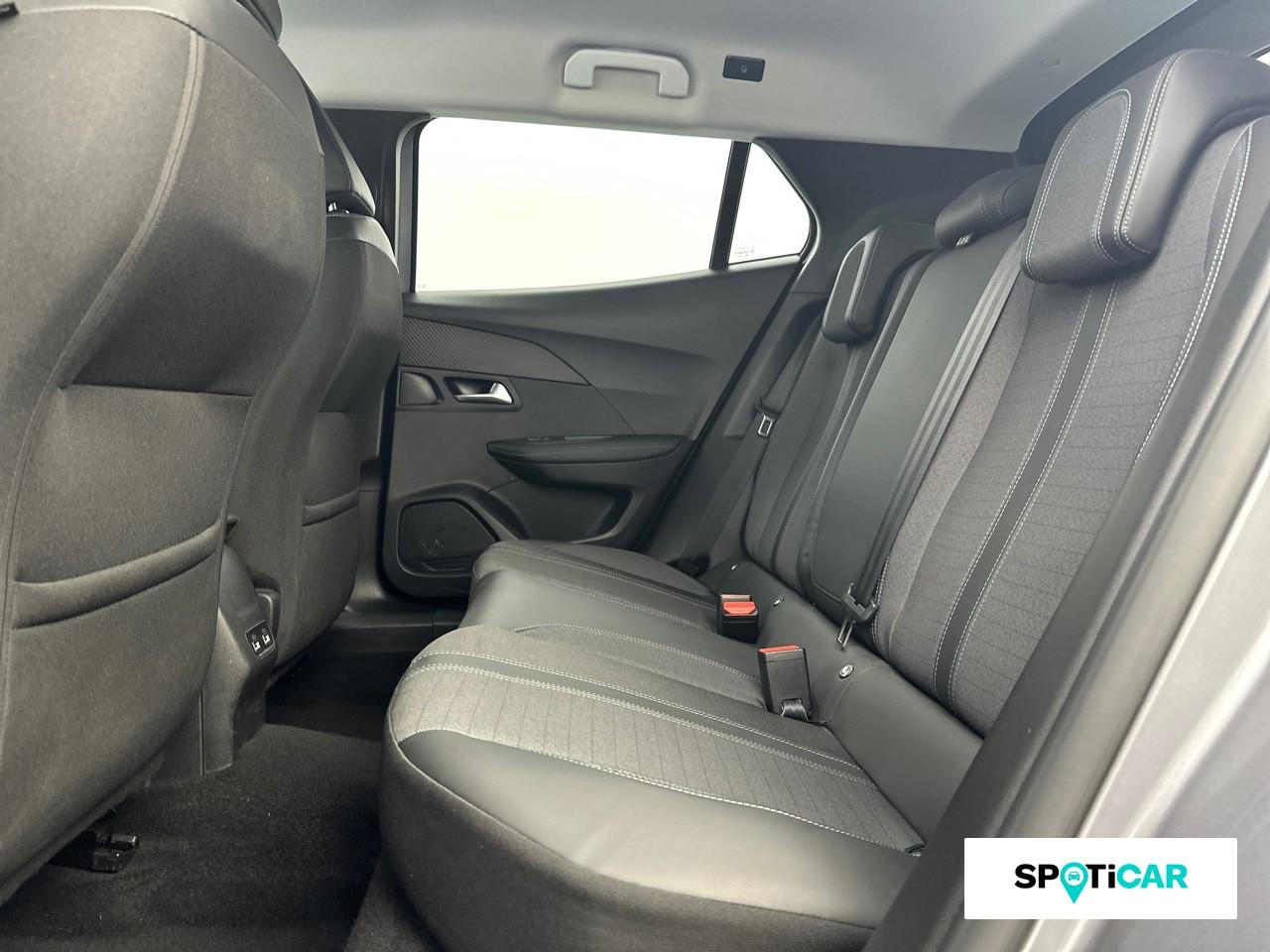 Peugeot 2008 1.2 puretech 100ch s&s allure — photo 10