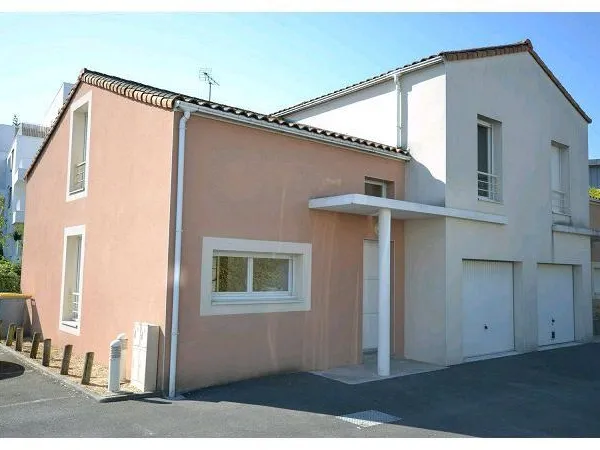 A LOUER - THOUARÉ-SUR-LOIRE ? Agréable maison T4 avec jardin privatif, garage et parking