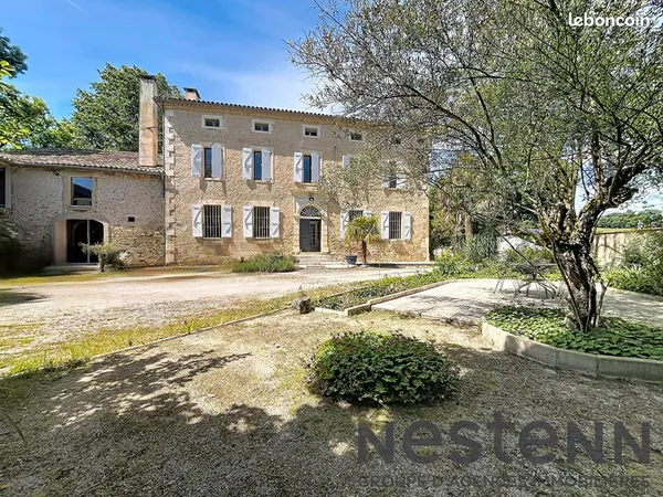 Propriété 10 pièces 522 m²