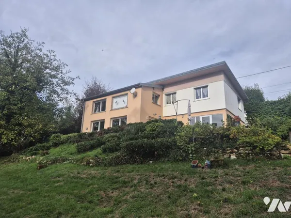 Maison 8 pièces 204 m²