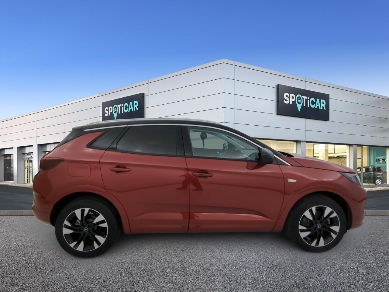 Opel Grandland 1.2 turbo 130 ch bva8 ultimate — photo 4