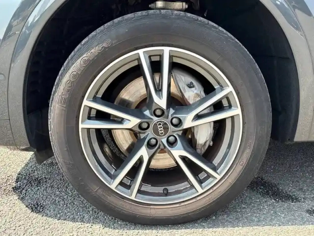 Audi Q5 sportback 50 tfsie 299 s tronic 7 quattro — photo 8