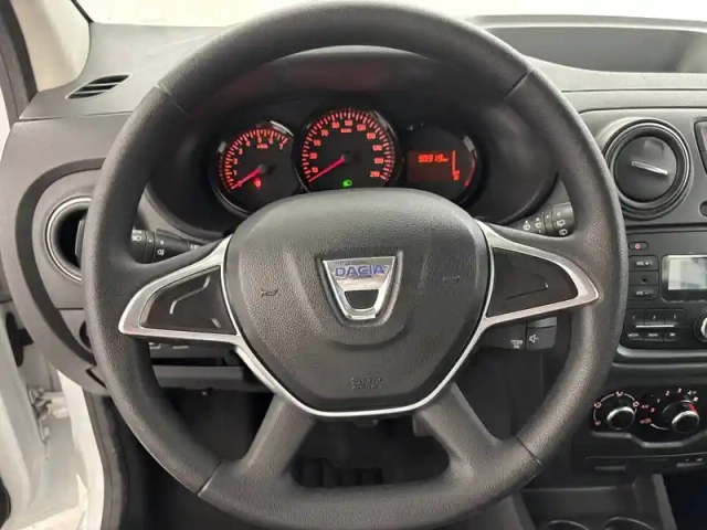 Dacia Lodgy blue dci 95 7 places — photo 24
