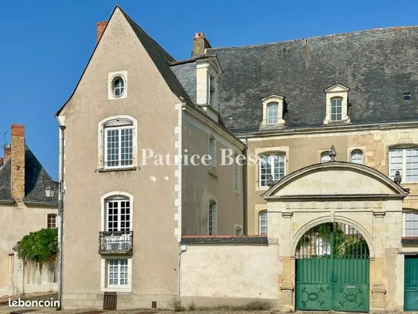 Hotel particulier 8 pièces 224 m²