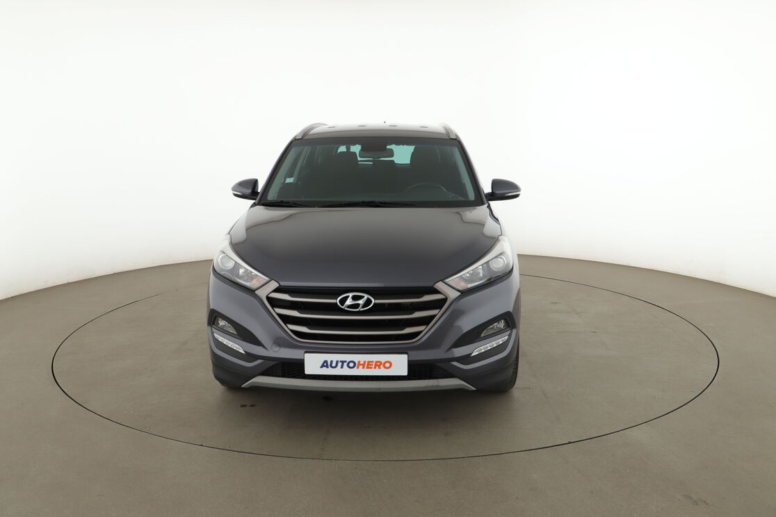 Hyundai Tucson 1.7 CRDi Intuitive — photo 8