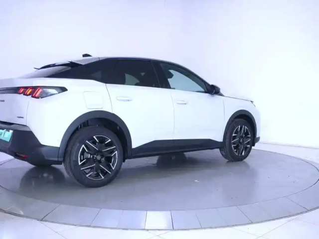 Peugeot 3008 hybrid 145 e-dcs6 — photo 5