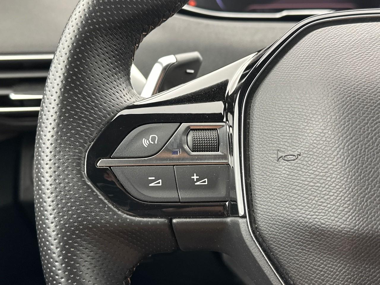 Peugeot 3008 puretech 130ch s&s eat8 gt pack — photo 20