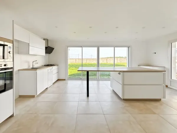 Maison 5 pièces 151 m²