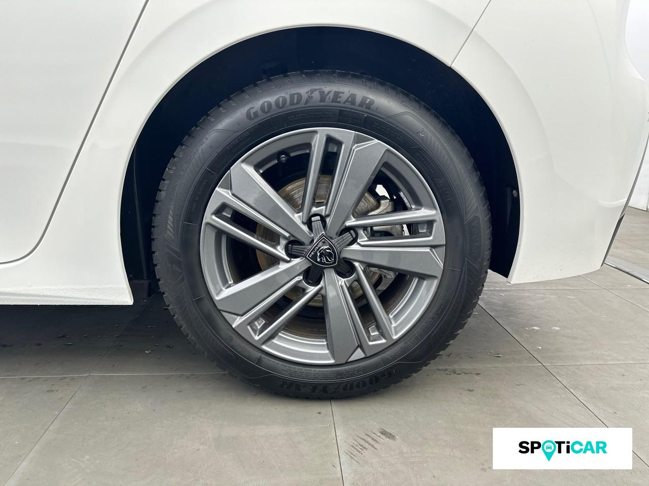 Peugeot 308 1.2 puretech 130ch s&s allure — photo 11