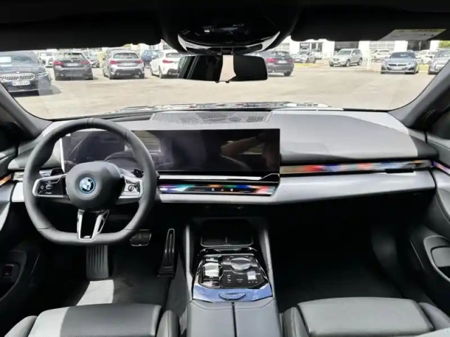 Bmw Serie 5 série 5 530e 299ch m sport xdrive — photo 10