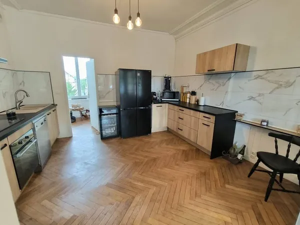 Appartement 3 pièces 82 m²