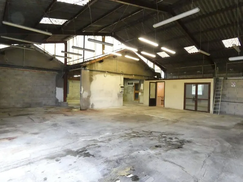 Photo 2