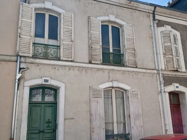Maison à rénover - 147 m² - 4 chambres - Quartier Washington - Jardin + cabanon