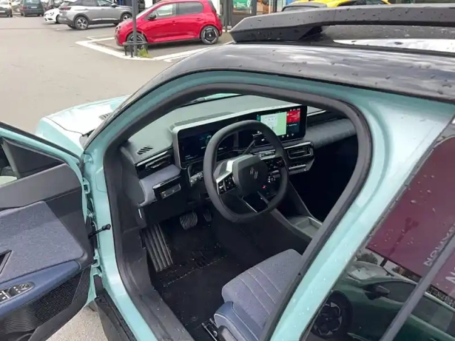 Renault 4 renault  e-tech electrique 150 ch autonomie confort — photo 16