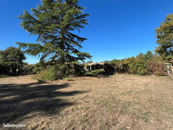 Terrain 401 m² PARENTIS EN BORN