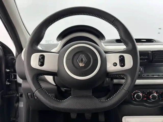 Renault Twingo iii 0.9 tce 90 energy e6c — photo 38