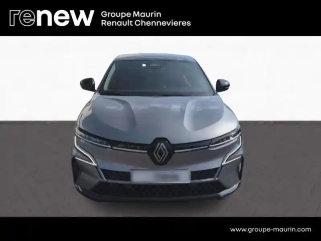 Renault Megane e-tech electric ev60 220ch iconic super charge -b — photo 2