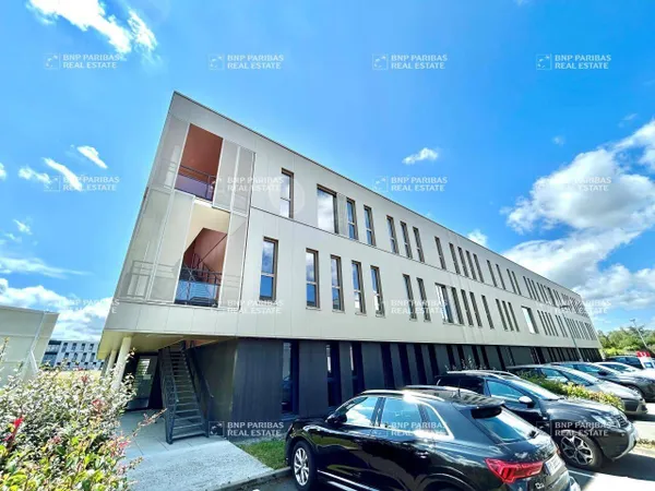 Bureaux 2128 m²