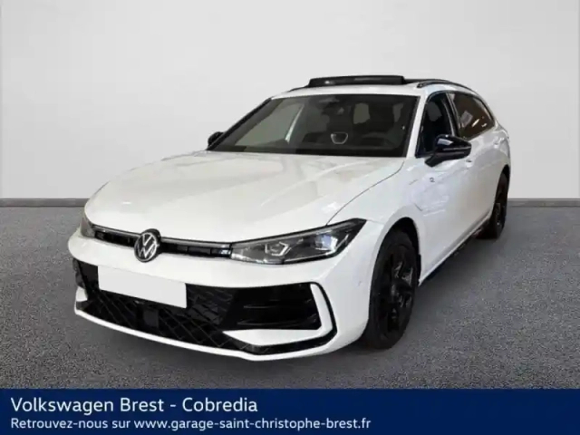Volkswagen Passat sw 1.5 ehybrid 272ch r-line dsg6 — photo 16